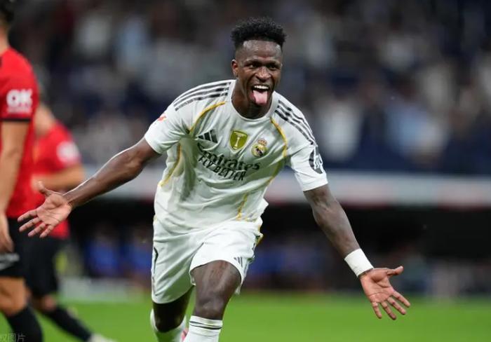 南宫28-绝了，拒绝原谅金球奖官方！皇马不去金球奖，修斯成导火索