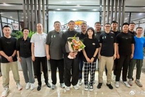 赵继伟：准备开启新阶段…祝我自己生日快乐感谢大家❤️